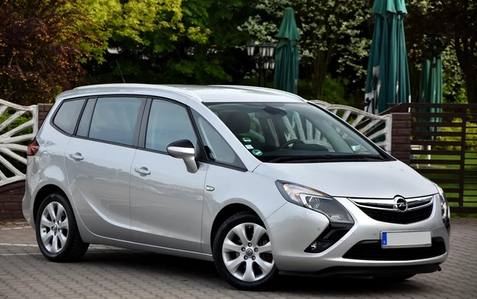 Opel Zafira cena 37900 przebieg: 125900, rok produkcji 2014 z Pruchnik małe 781